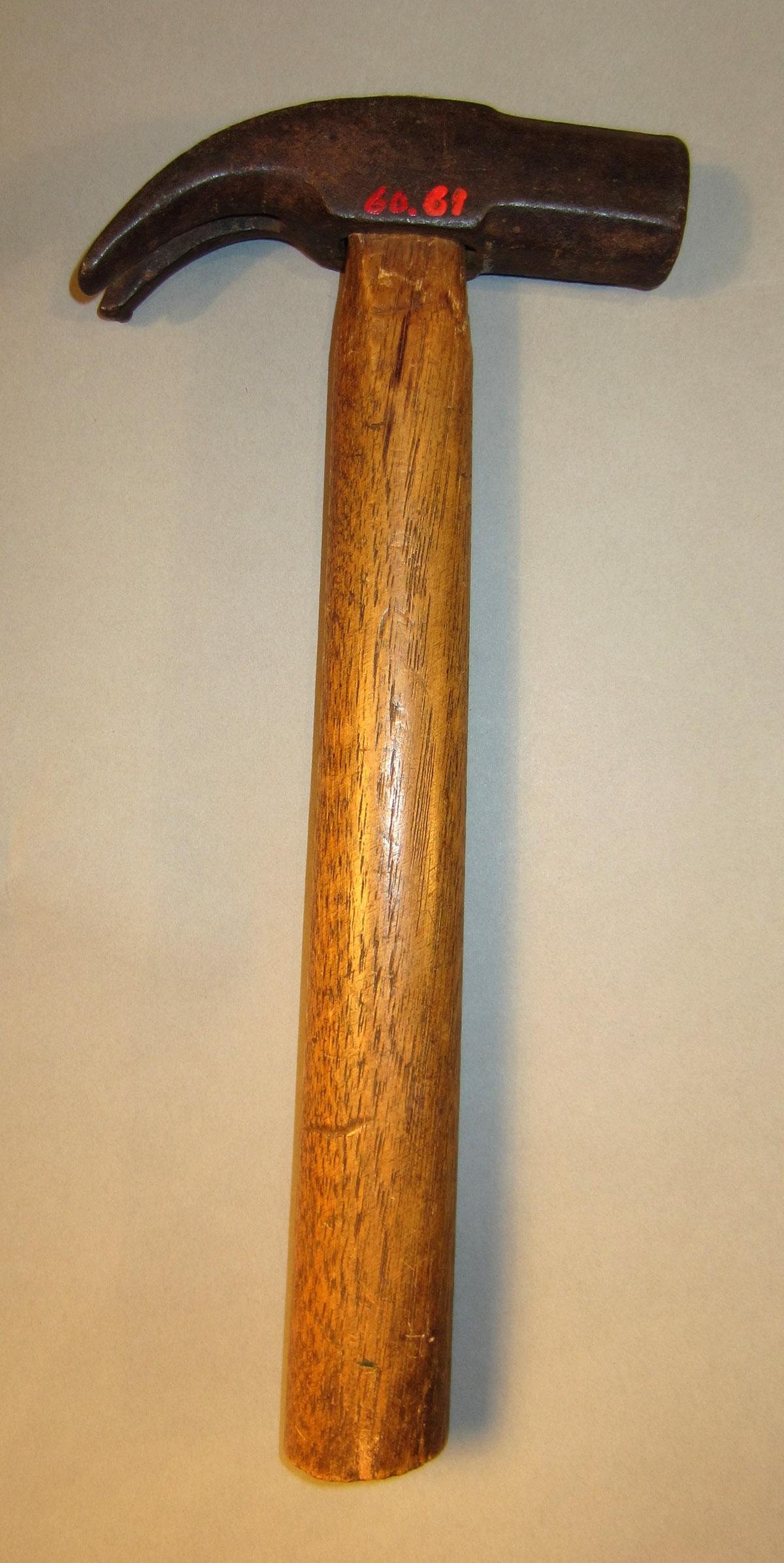1960.0061 Cooper's hammer, View 2