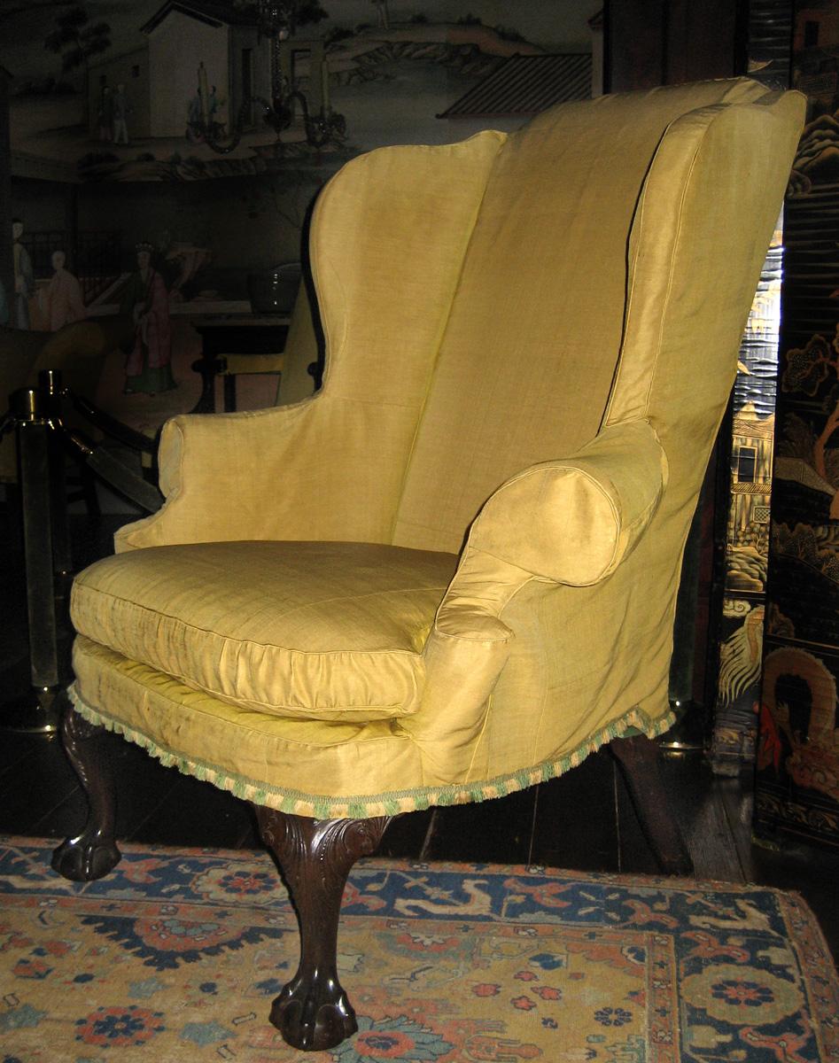 1984.0611 slip cover on 1951.0010 chair view 1
