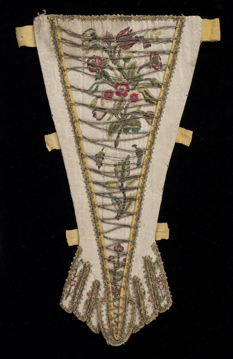 1960.0097 Stomacher, side 1