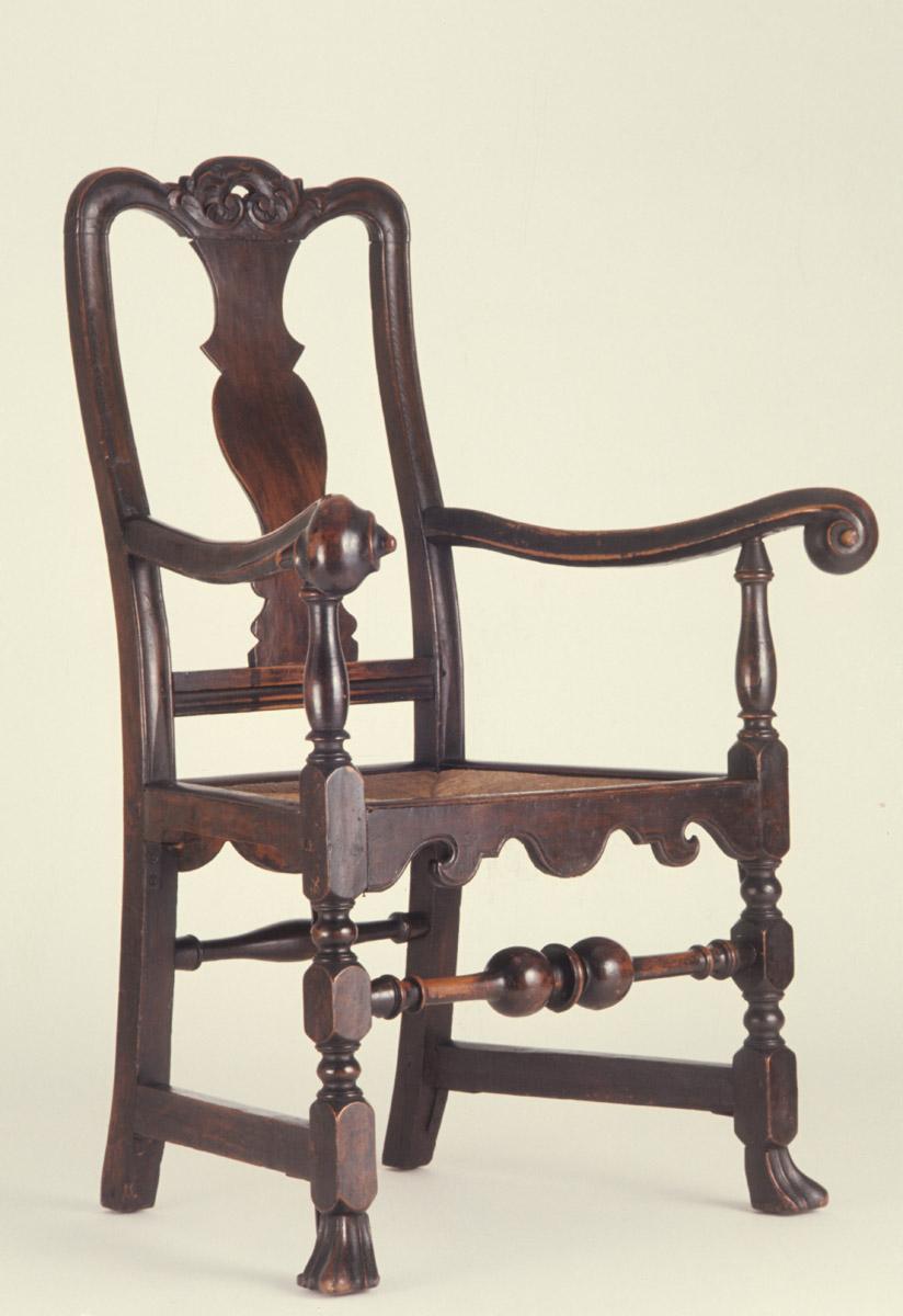 1960.0102 Chair, view 4