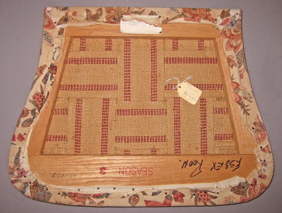 1969.3082.005 Slip seat view 2