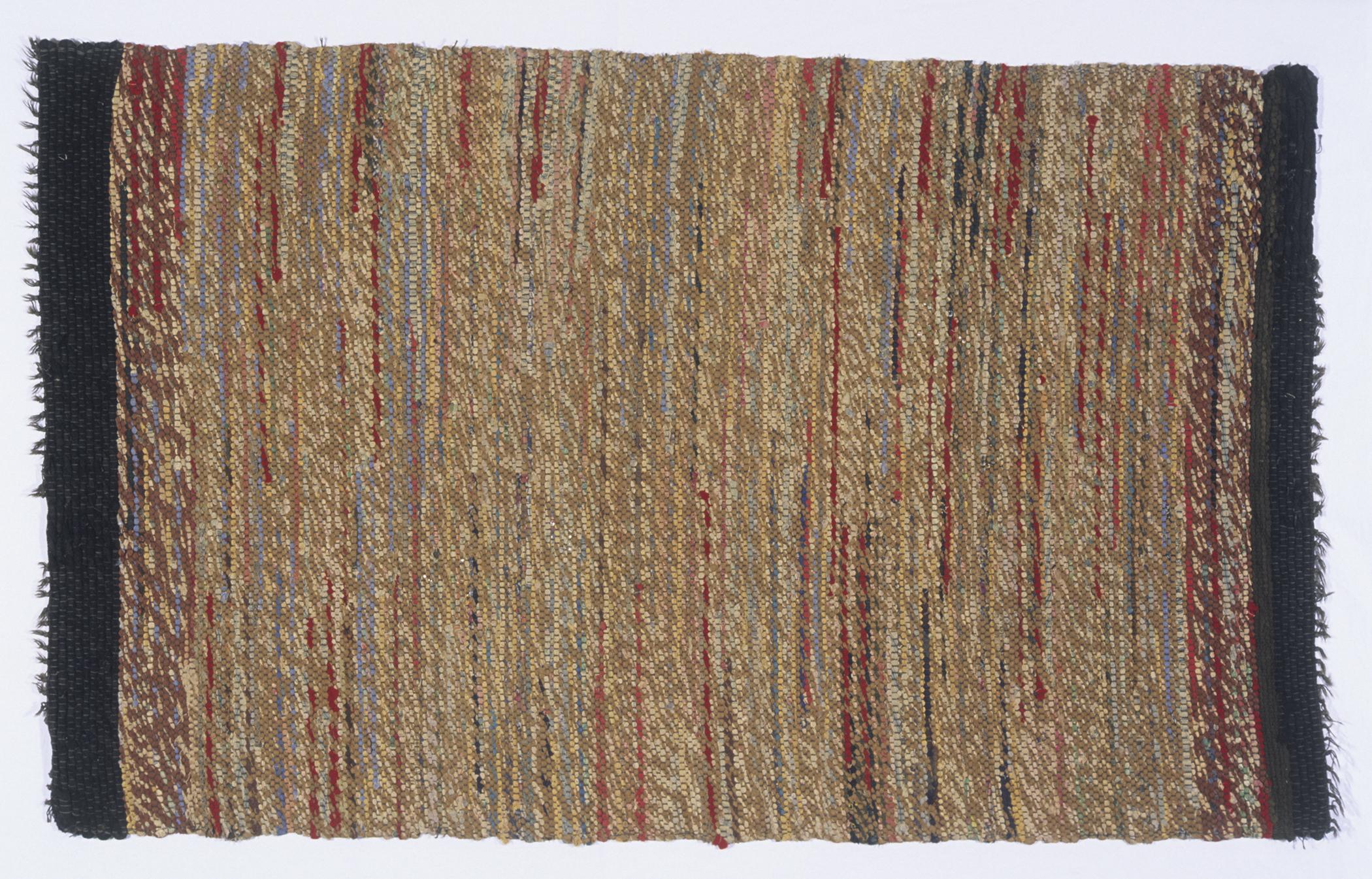 1960.0116 Rug, view 1