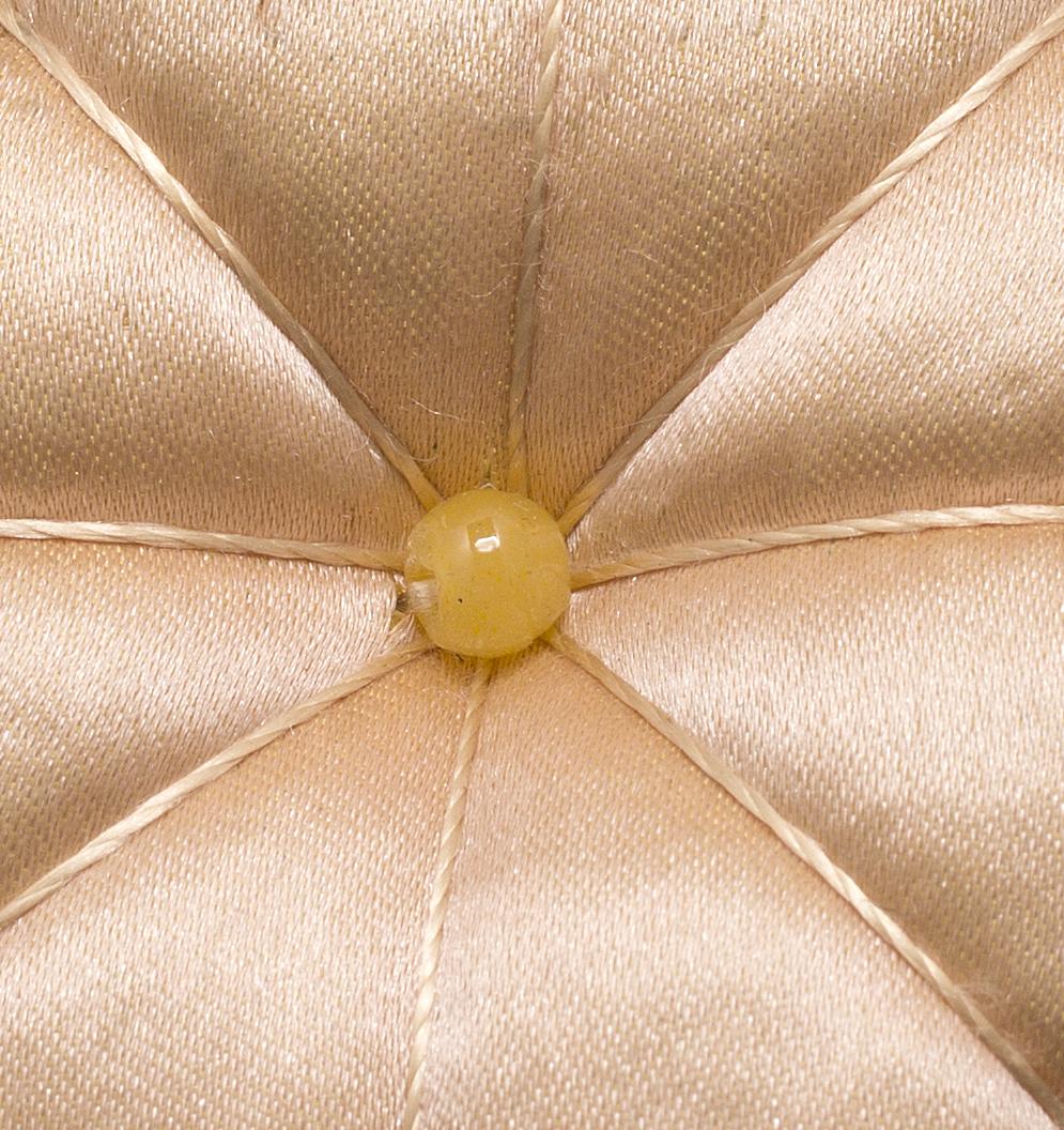 1960.0124 C Pincushion, Detail