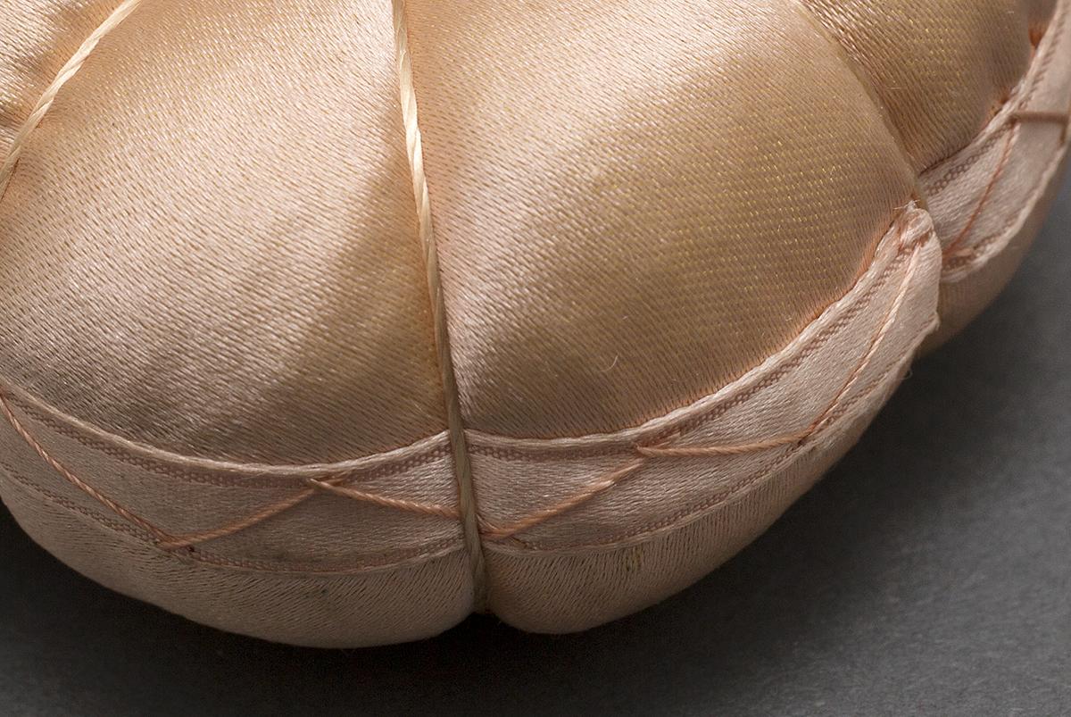 1960.0124 C Pincushion, Side Detail