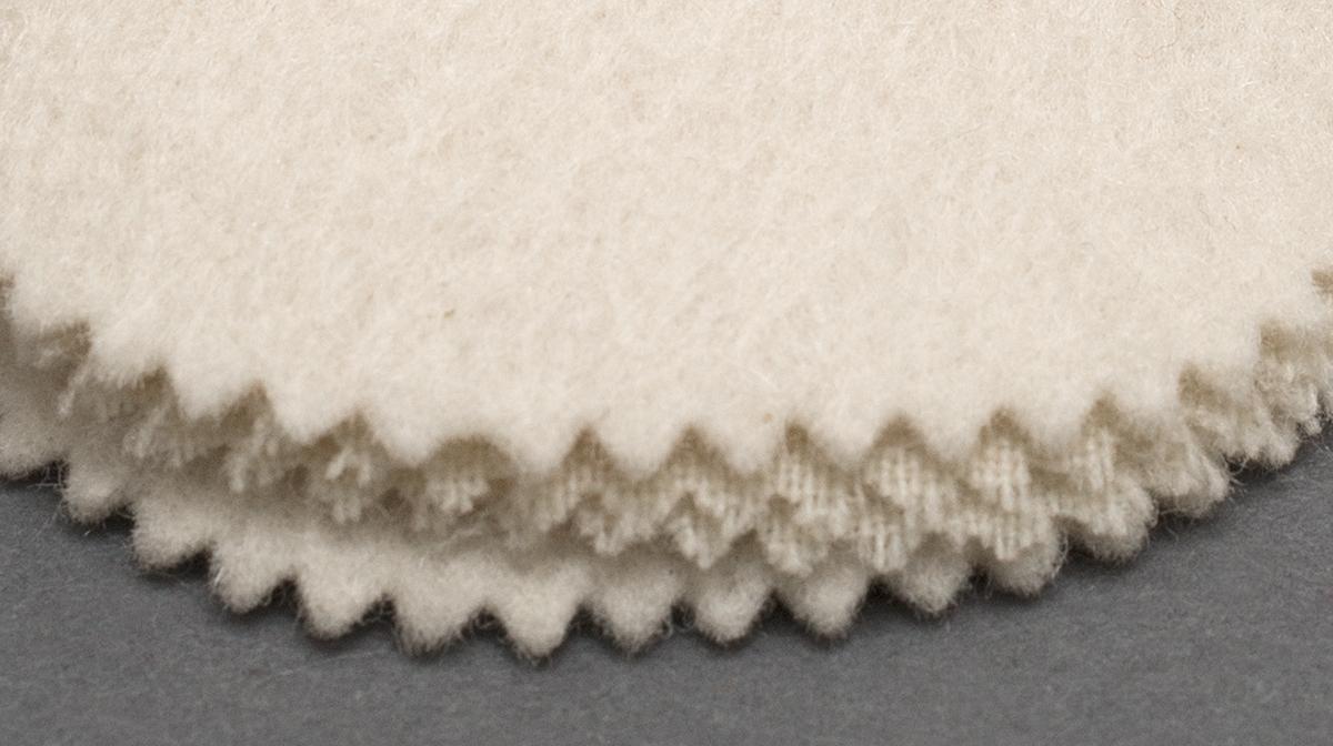 1960.0124 D Needle Case, Verso Detail
