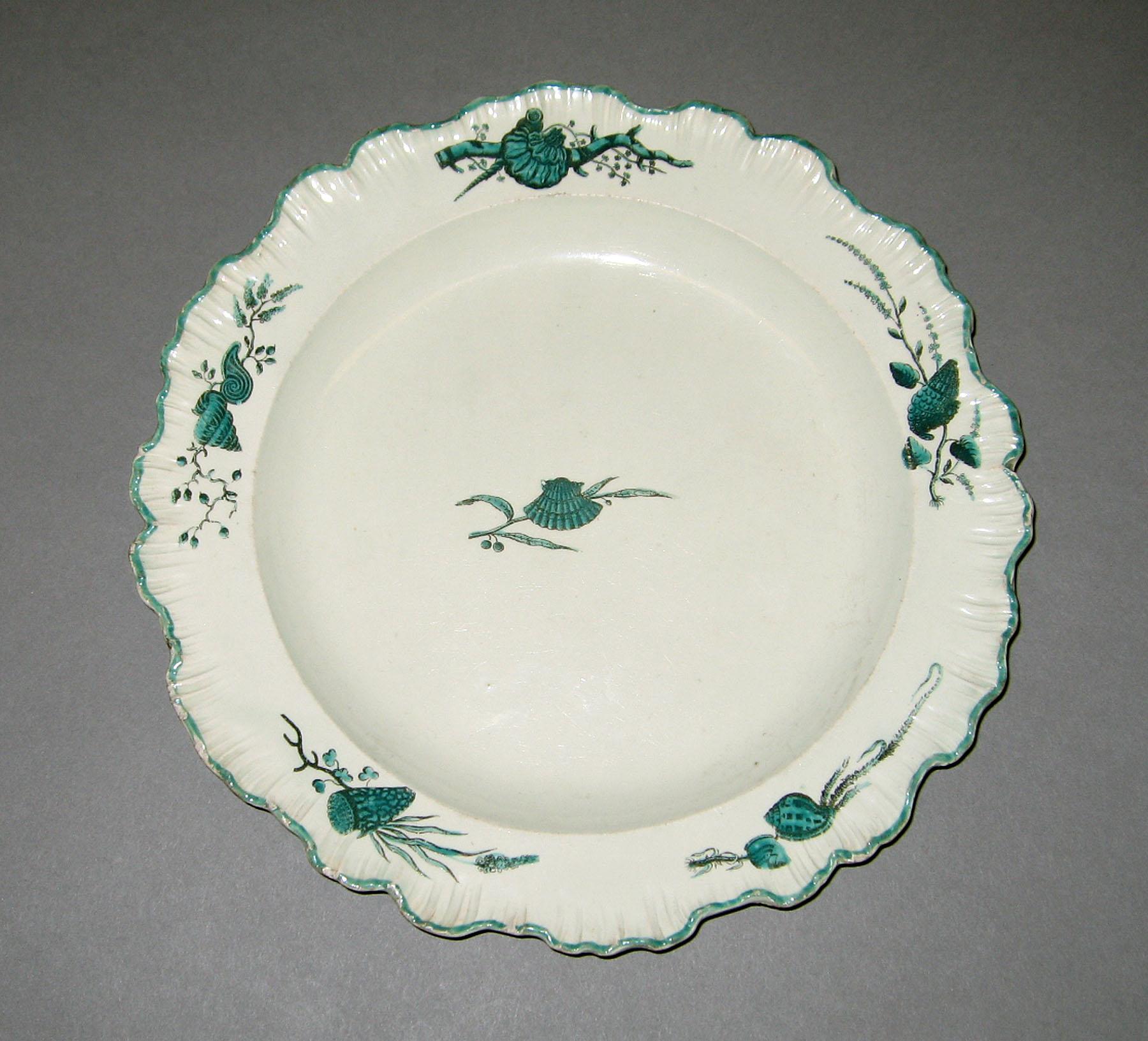 1960.0147.003 Creamware plate