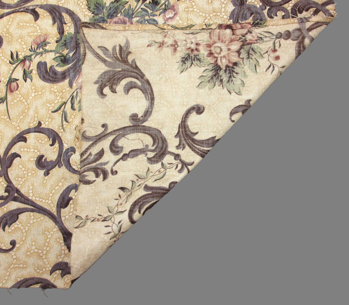 1960.0159.002 textile, printed folded corner