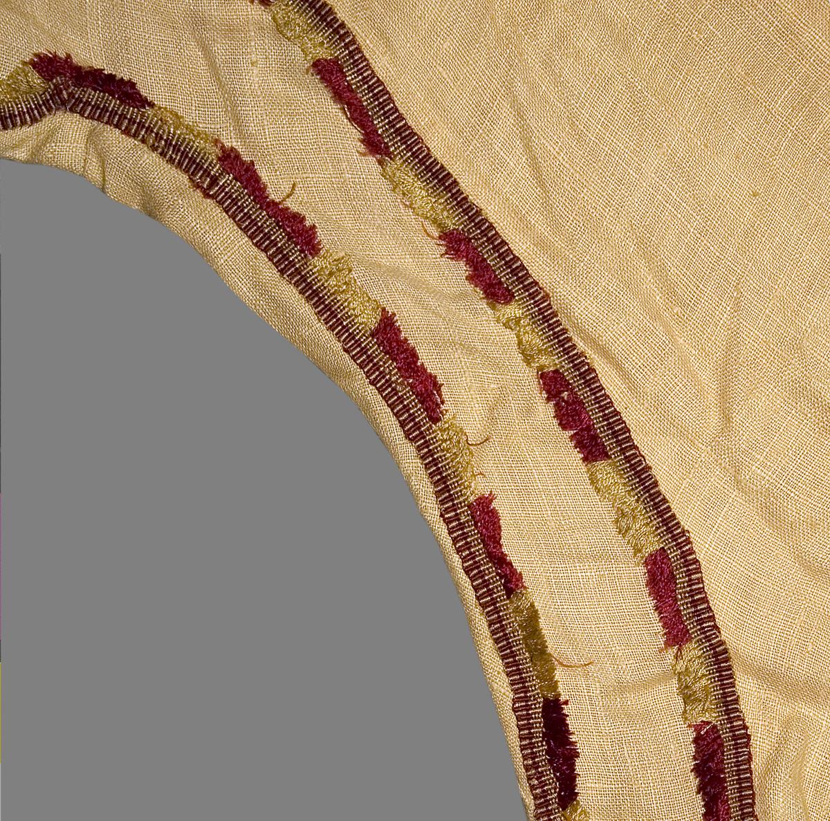 1969.8481 Slip Cover, Trim Detail