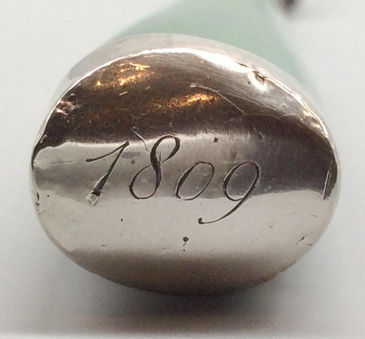 1954.0079.001 Fork, detail 1