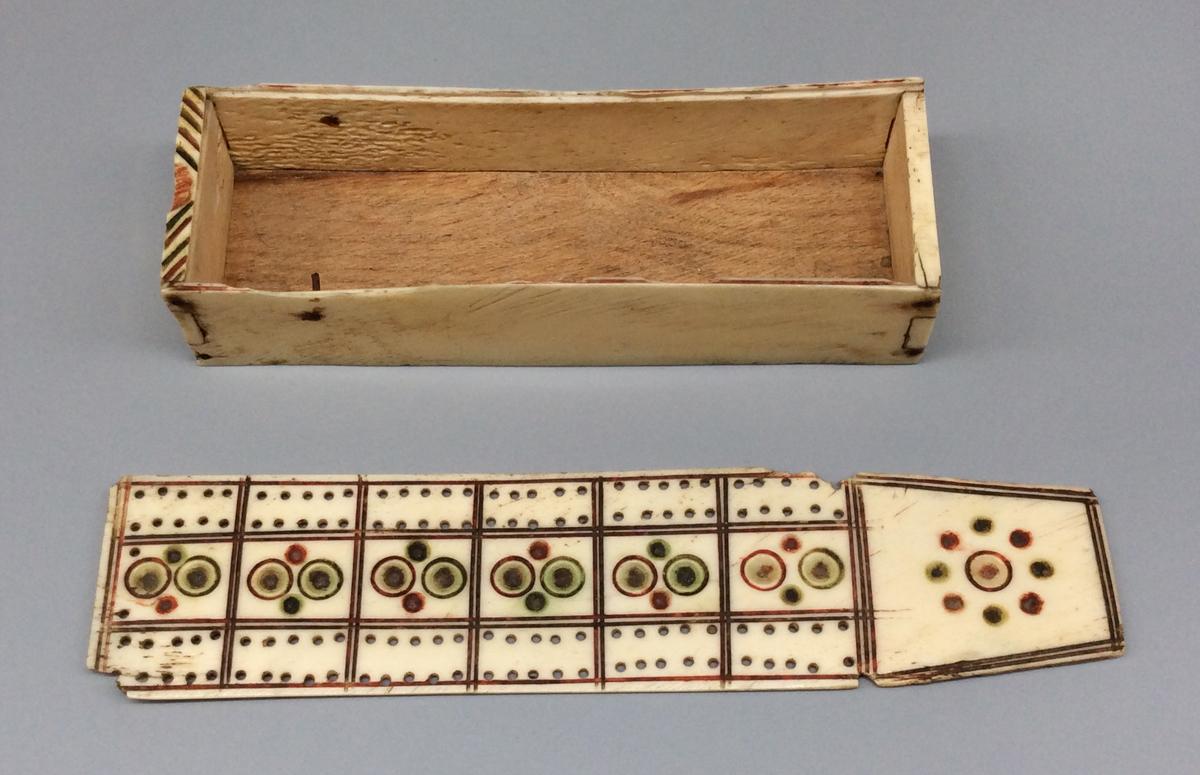 1960.0188.001 A B Game box, view 3