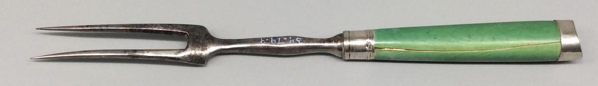 1954.0079.009 Fork, view 2