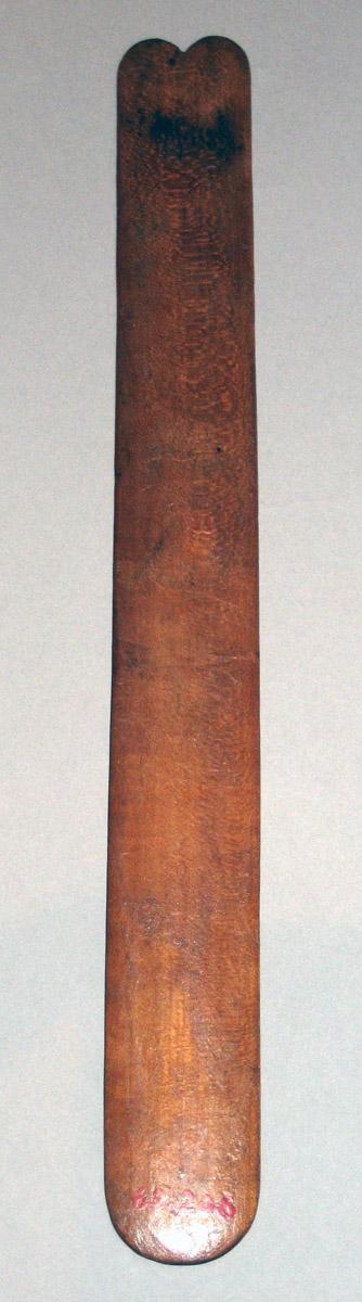 1960.0206 Busk underside