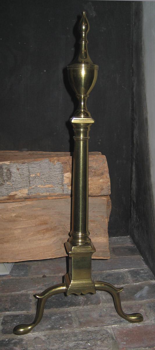 1960.0225.002 Andiron