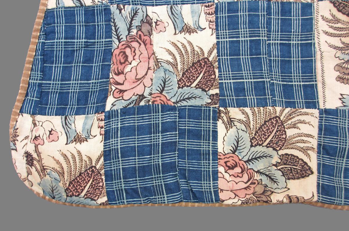 T706 textile, printed design repeat
