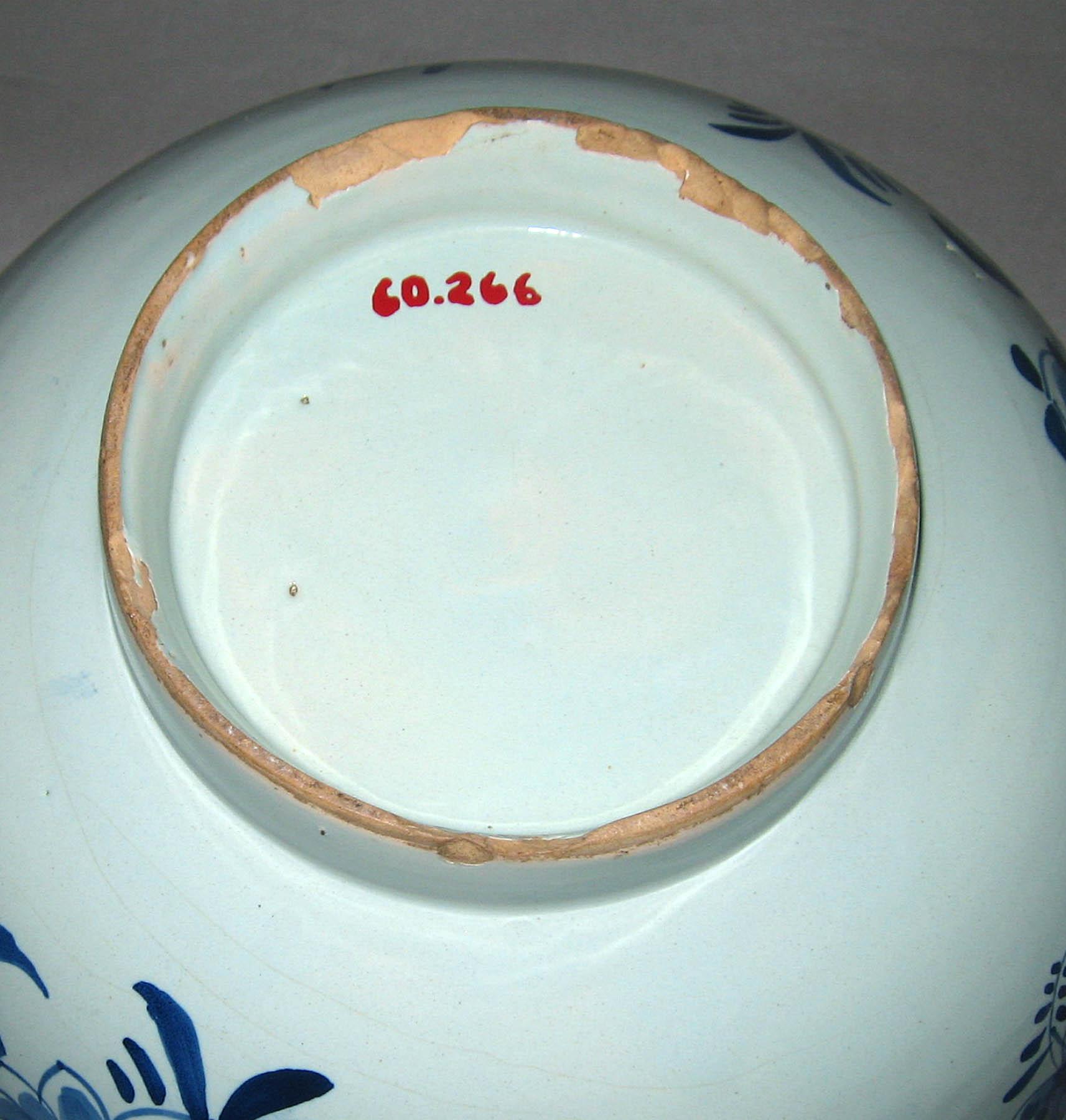 1960.0266 Earthenware punch bowl (underside)