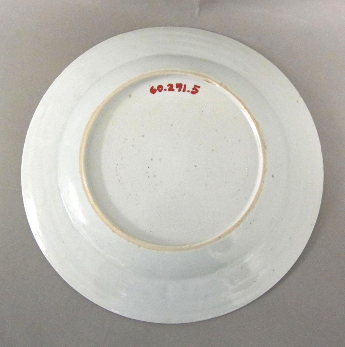 1960.0271.005 Porcelain plate underside