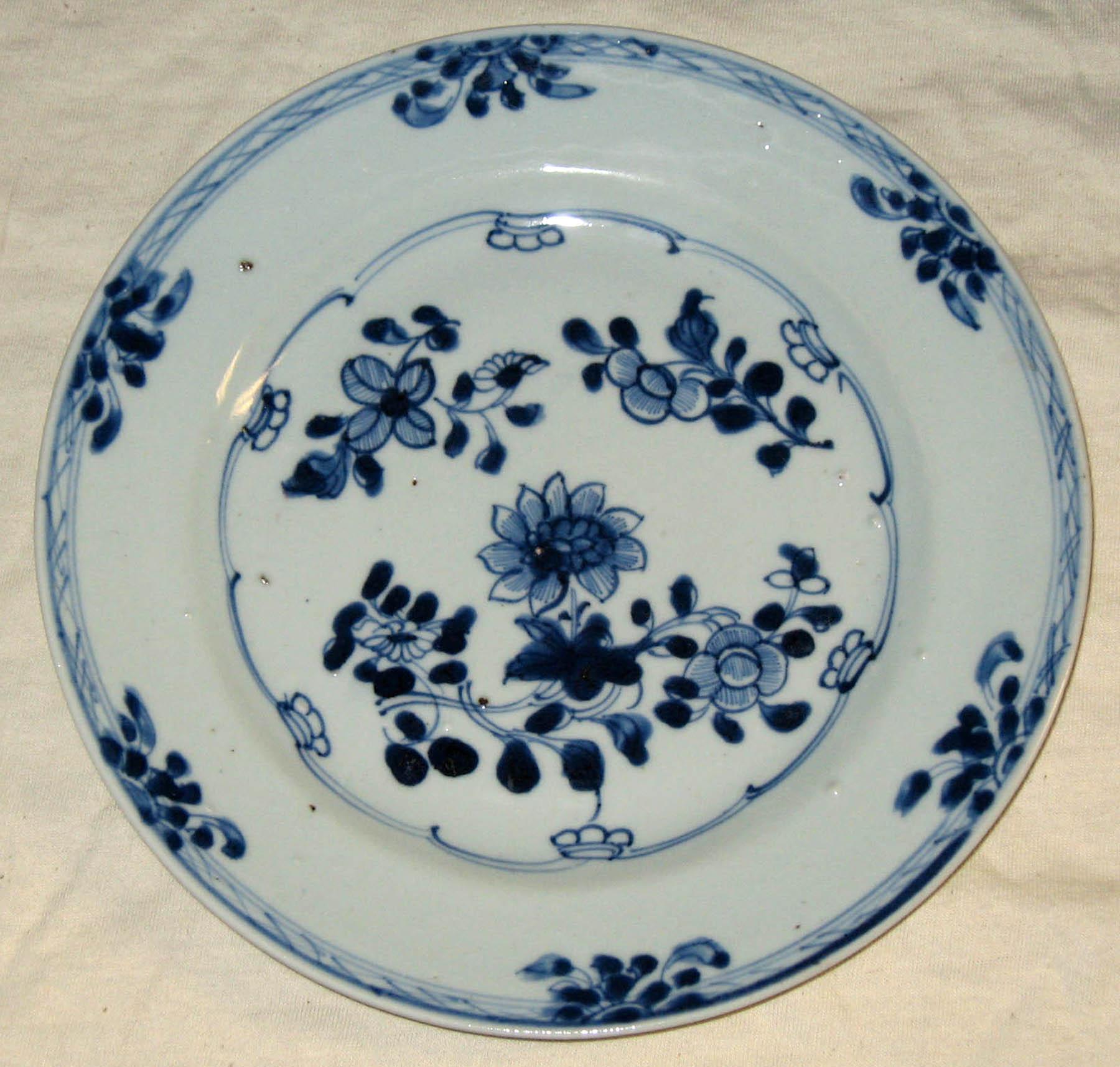 1960.0271.007 Chinese porcelain plate