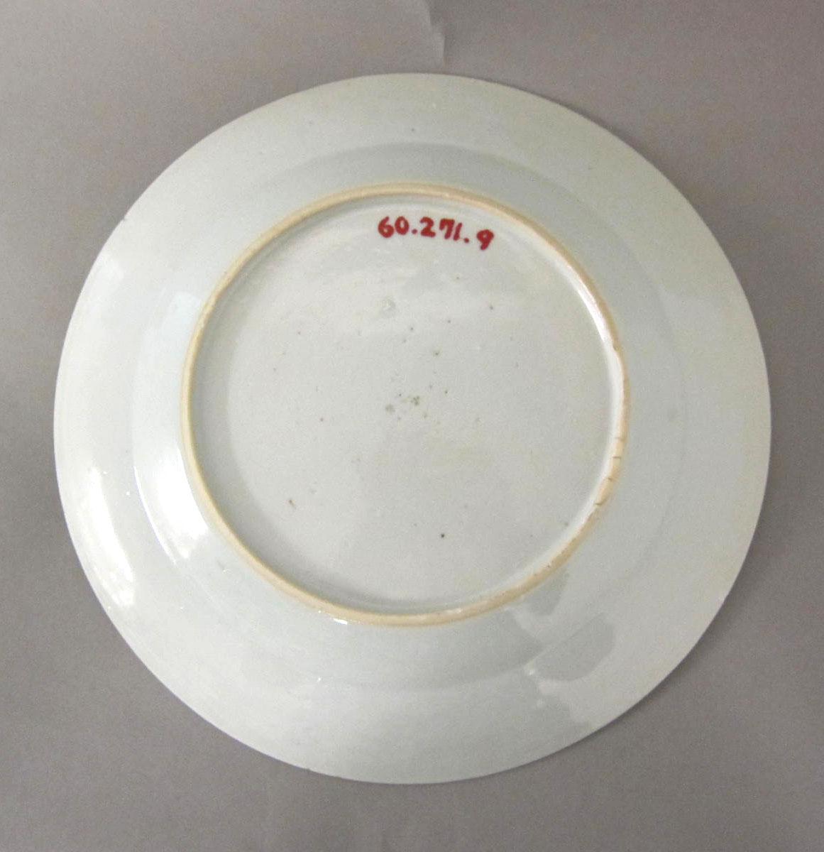 1960.0271.009 Porcelain plate underside