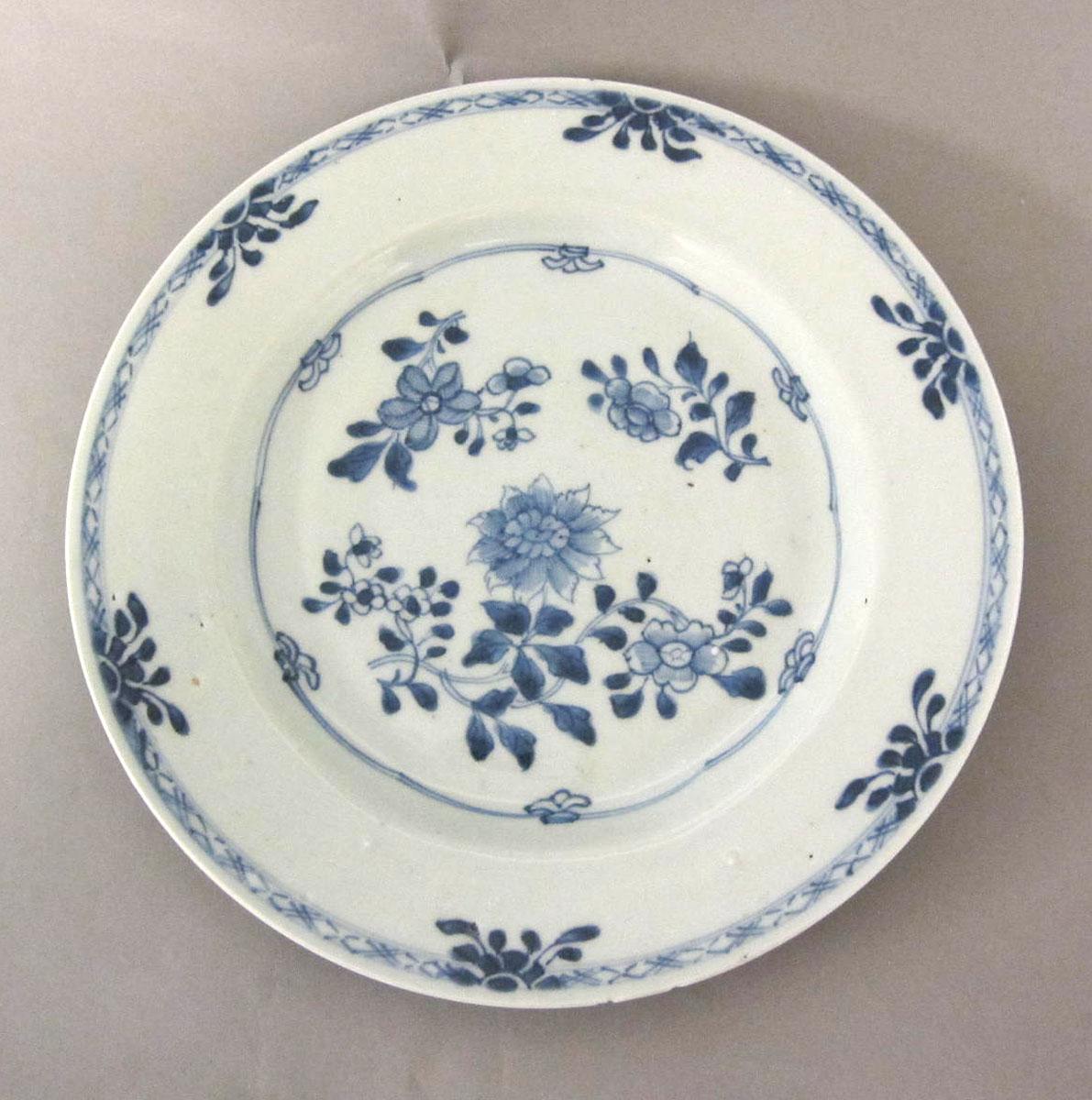 1960.0271.011 Porcelain plate