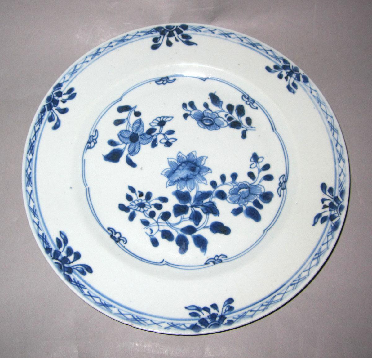 1960.0271.012 Porcelain plate