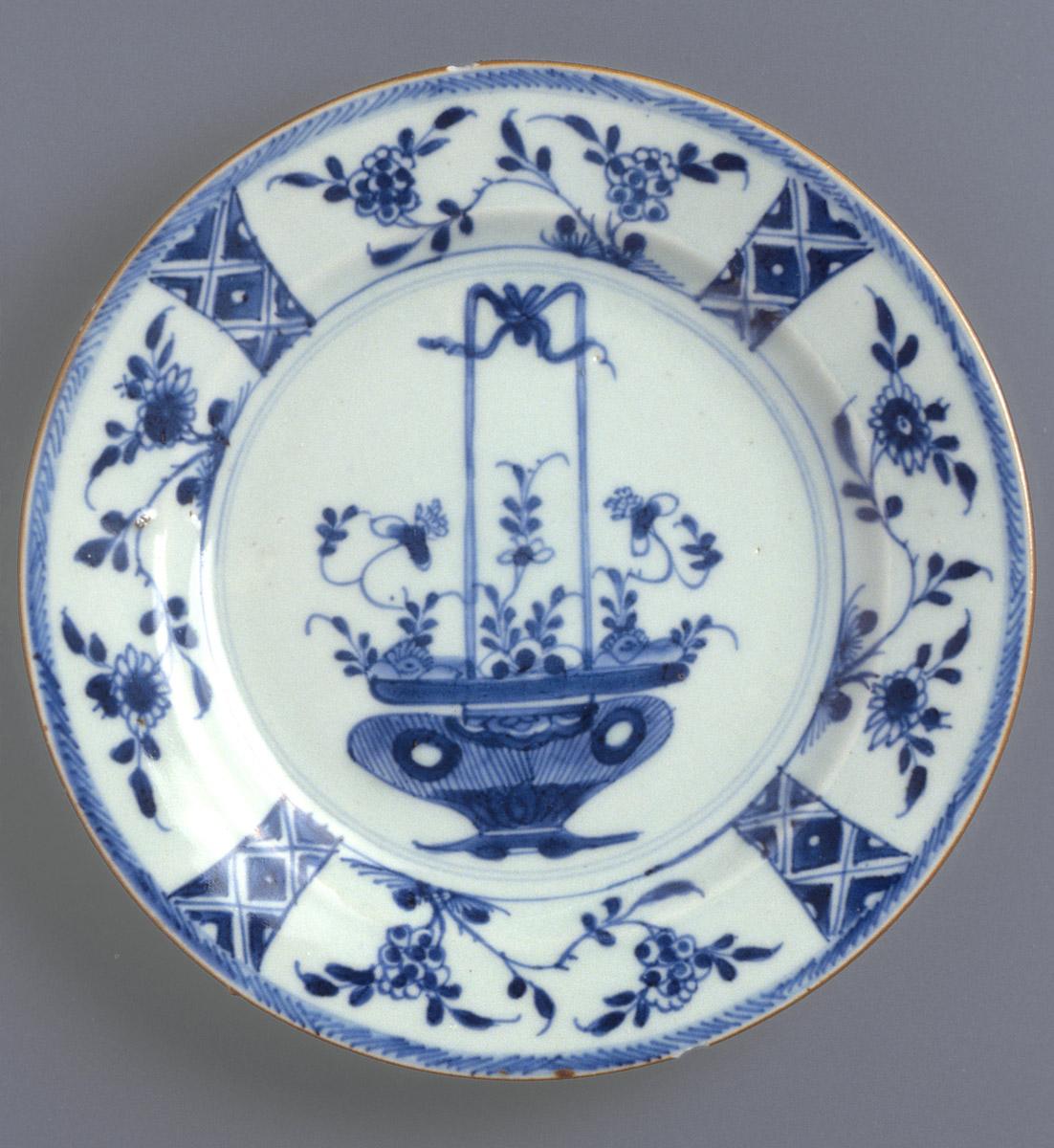 1960.0272.002 Plate, view 2