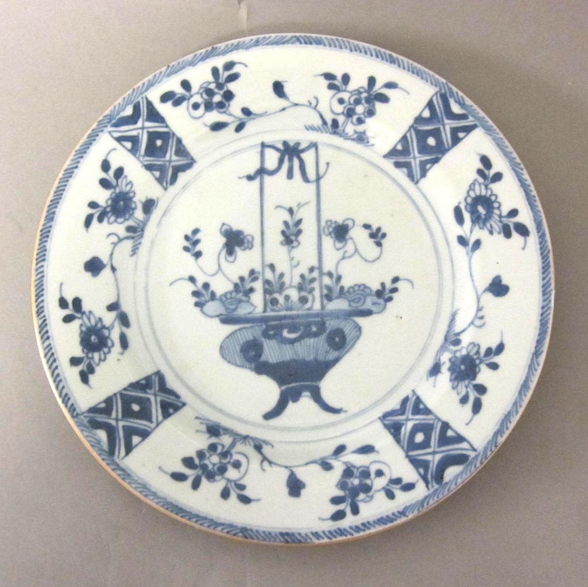 1960.0272.003 Porcelain plate
