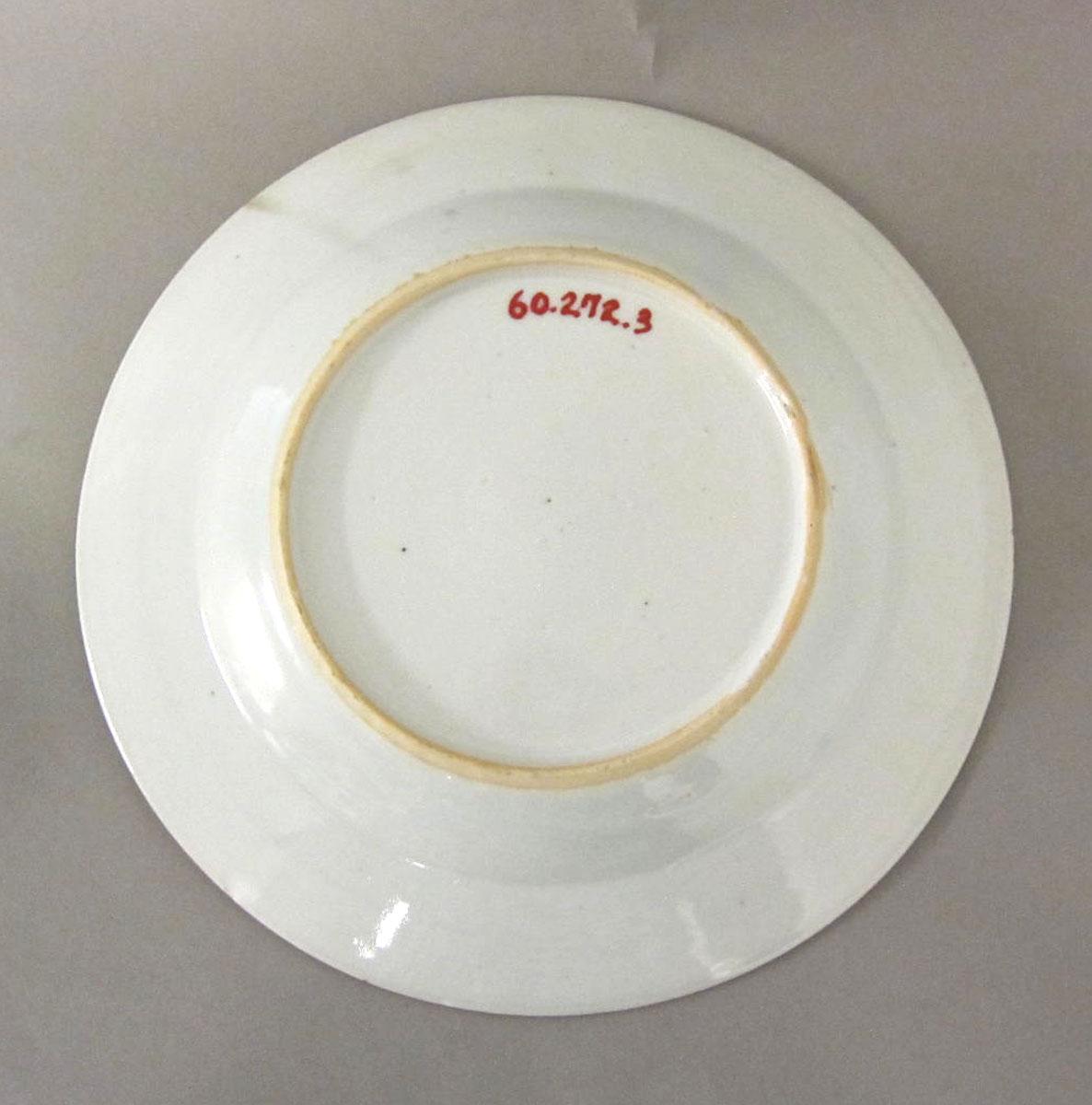 1960.0272.003 Porcelain plate underside