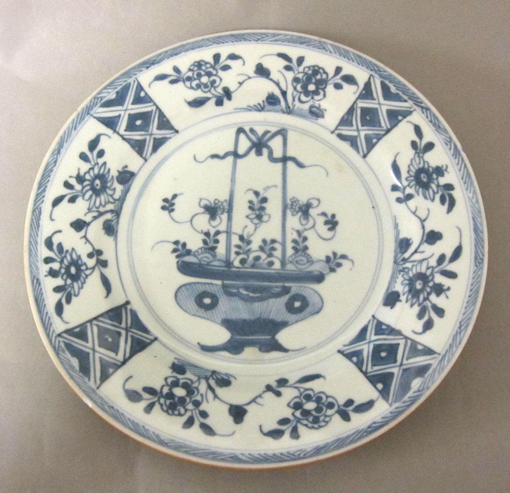1960.0272.005 Porcelain plate retake