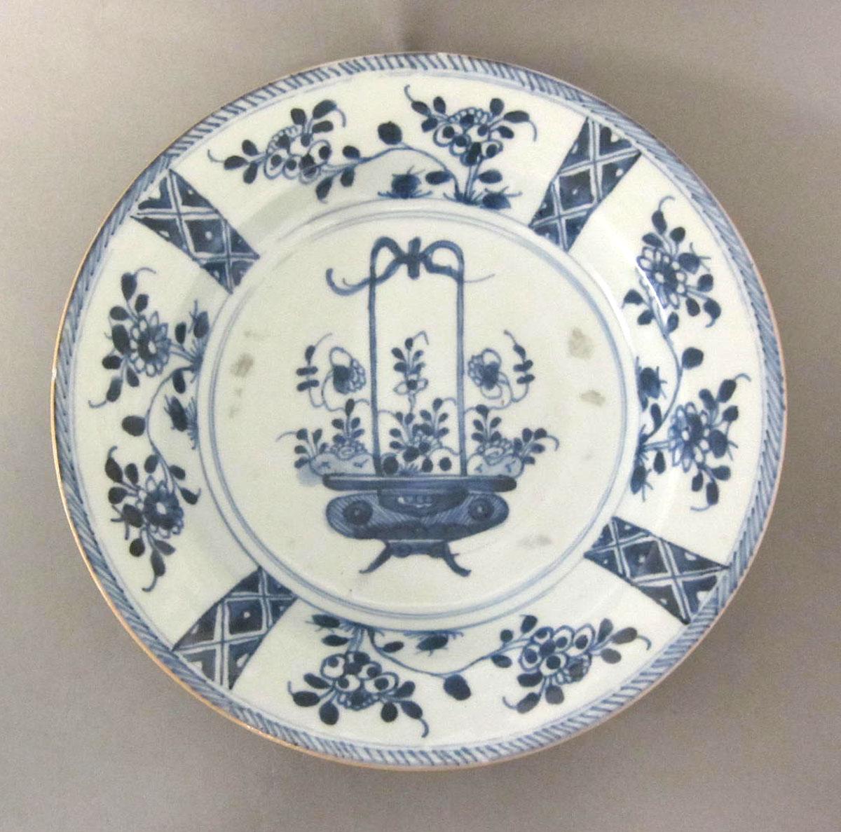 1960.0273.004 Porcelain plate