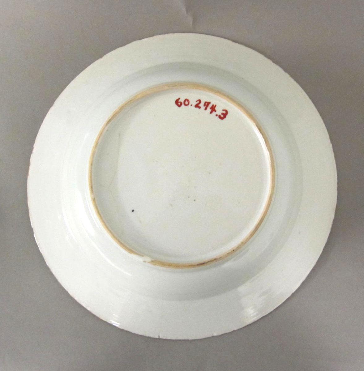 1960.0274.003 Porcelain plate underside