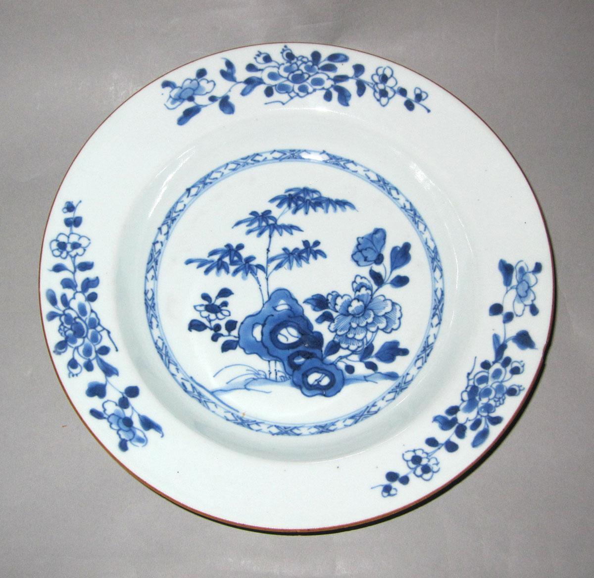 1960.0275 Porcelain plate or bowl