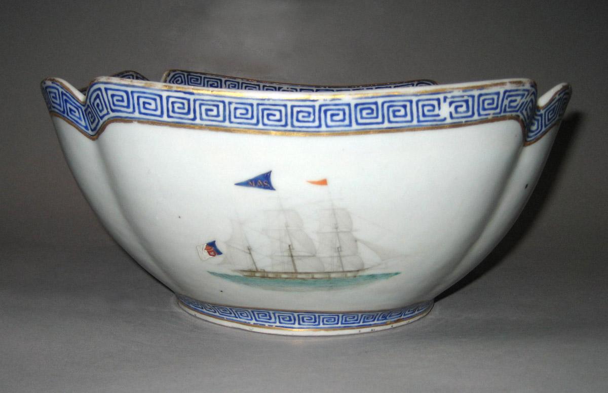 1960.0326.001 Porcelain Bowl
