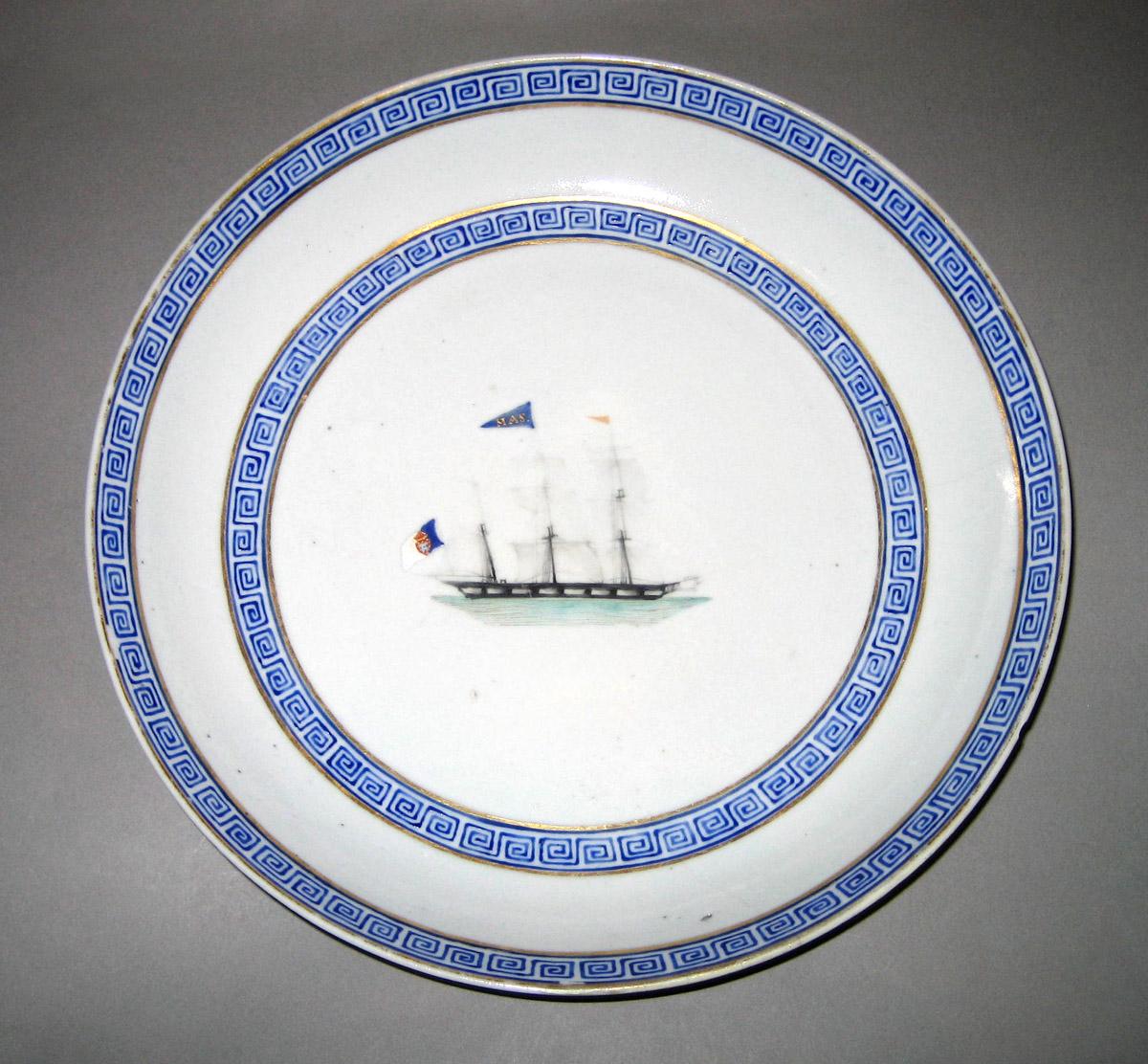 1960.0326.011 Porcelain Dish