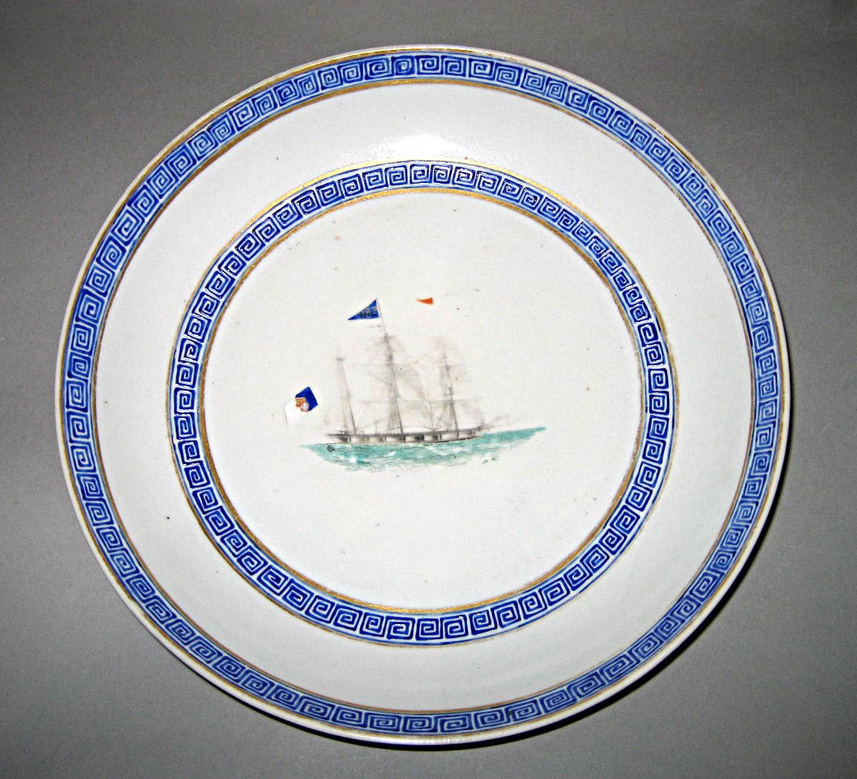 1960.0326.014 Porcelain Dish