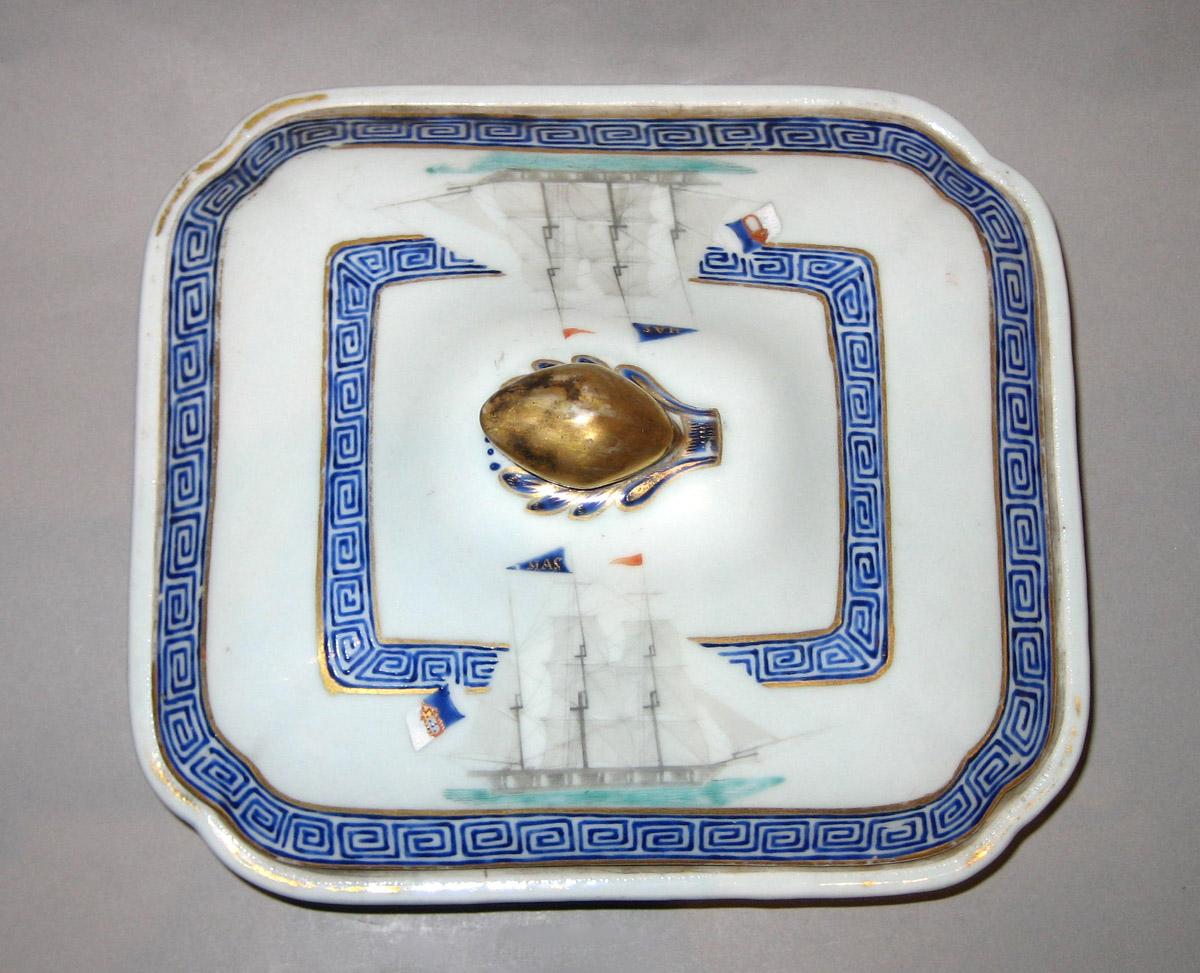 1960.0326.025 Dish and Cover upper
