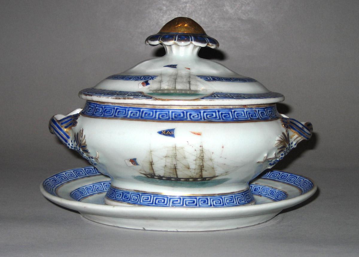 1960.0326.032 A-C Porcelain Tureen and stand