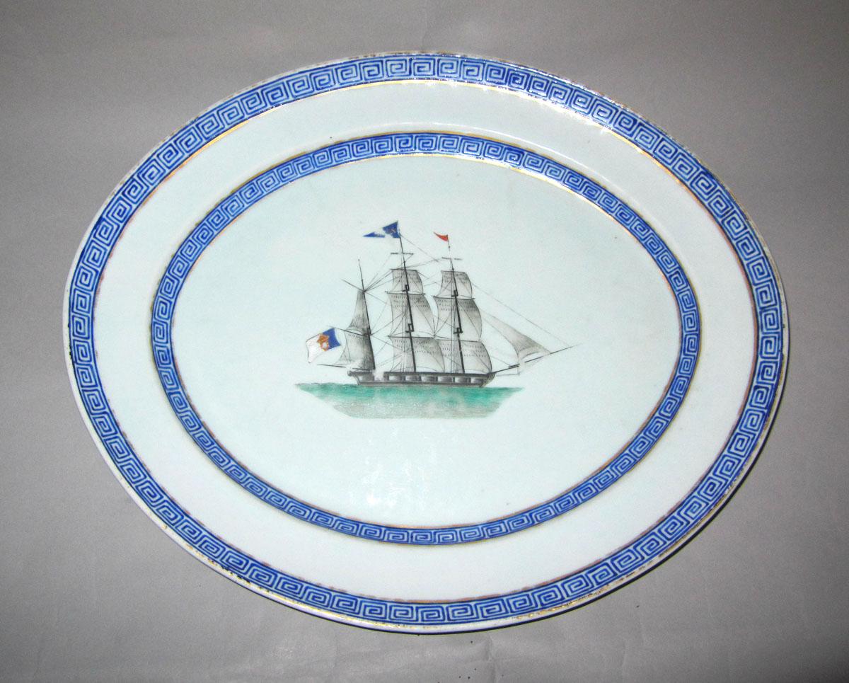 1960.0326.035 C Porcelain tray