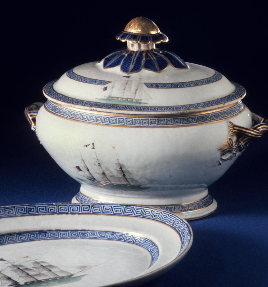 1960.0326.035 A, B Tureen, C Tray