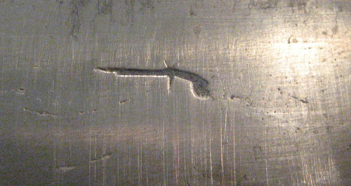 1954.0079.029 Knife (mark)