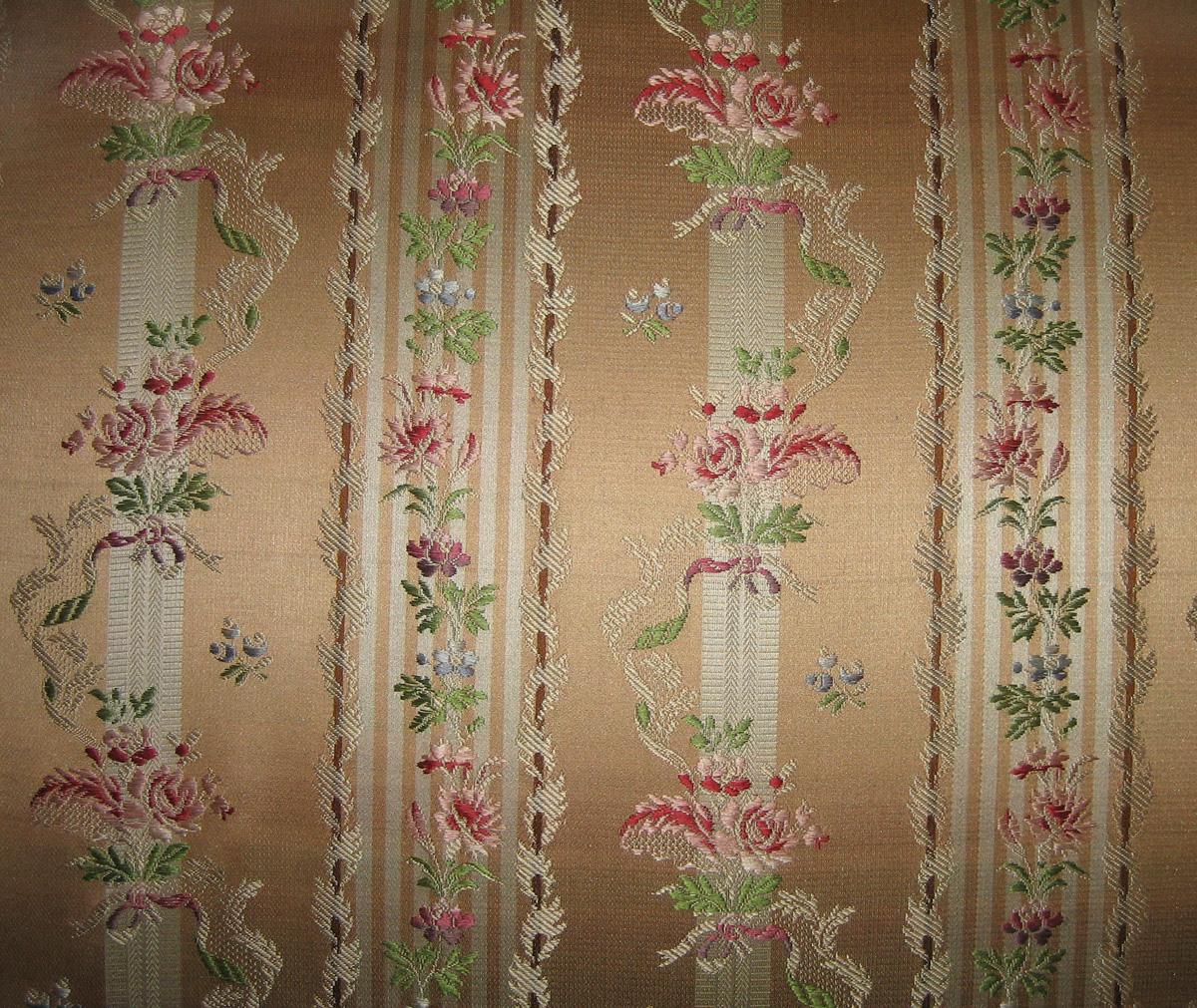 1960.0327 fabric detail