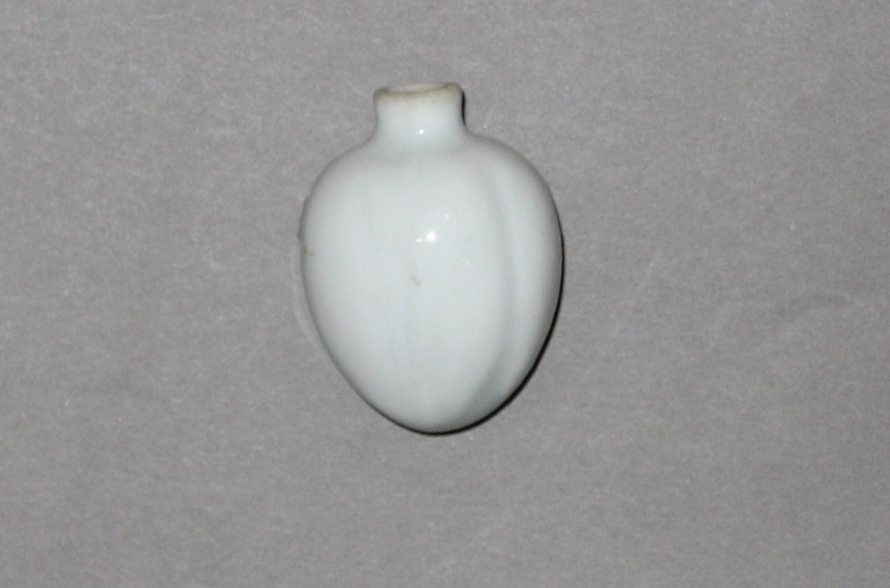 1960.0328.002 Scent vial
