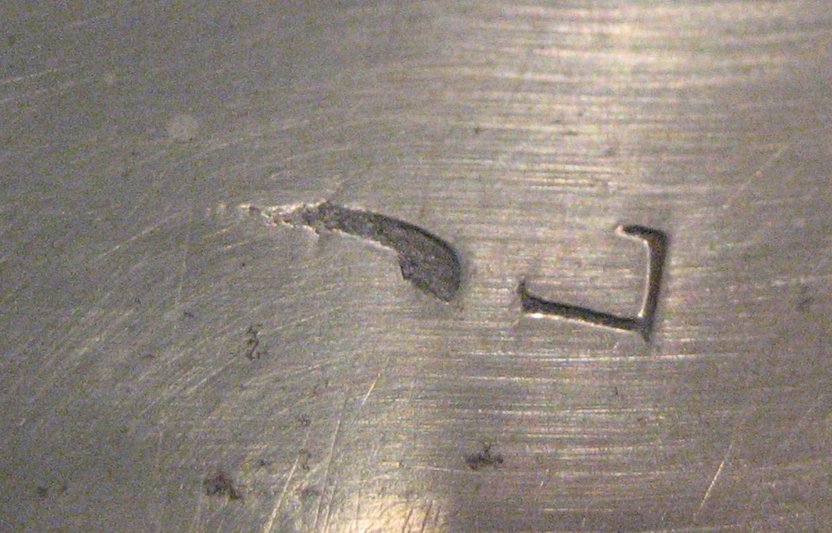 1954.0079.031 Knife (mark)