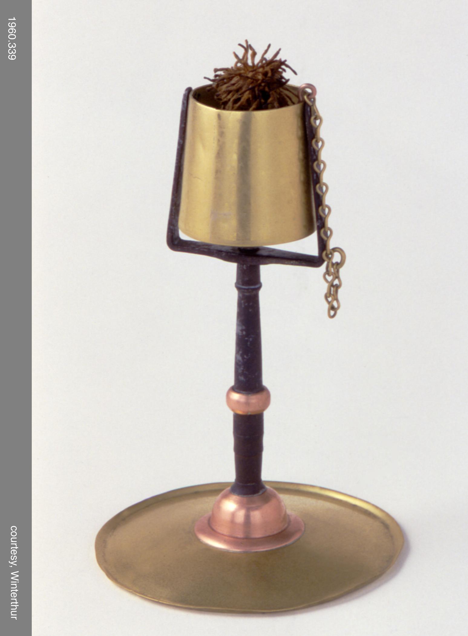 1960.0339 Lamp, fat lamp