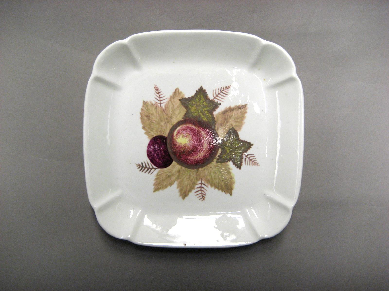 1960.0341.002 Dish