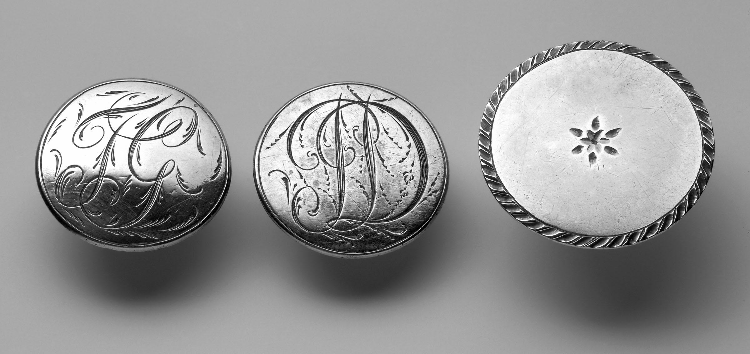 1960.0333.001, 1960.0352, 1961.0229 Button