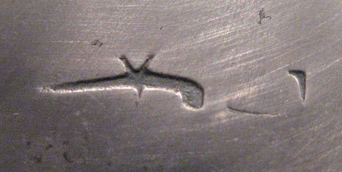1954.0079.039 Knife (mark)