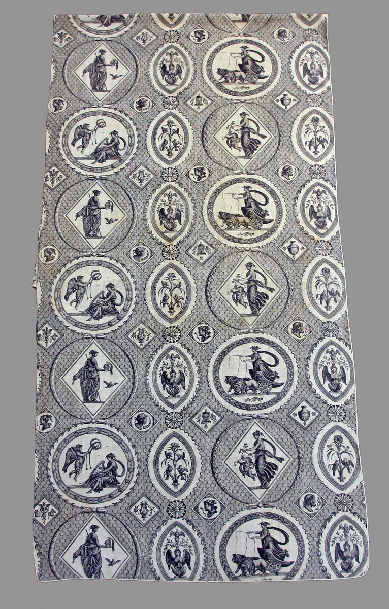 1960.0381.008 Textile, printed obverse