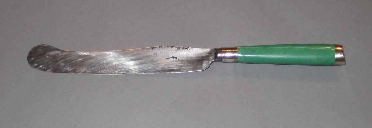 1954.0079.042 Knife