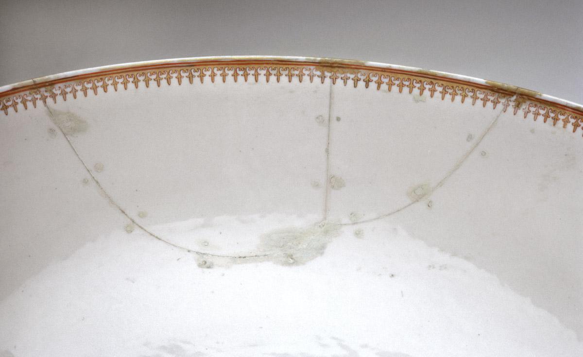 1960.0503 Bowl, detail 3