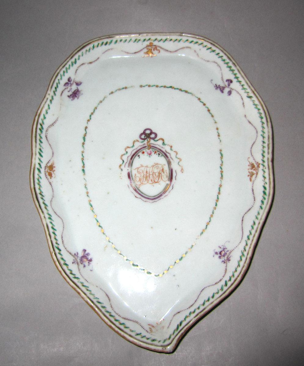 1960.0511 Porcelain plate